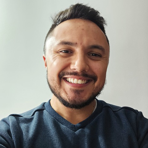 Manuel Martinez — Customer Support